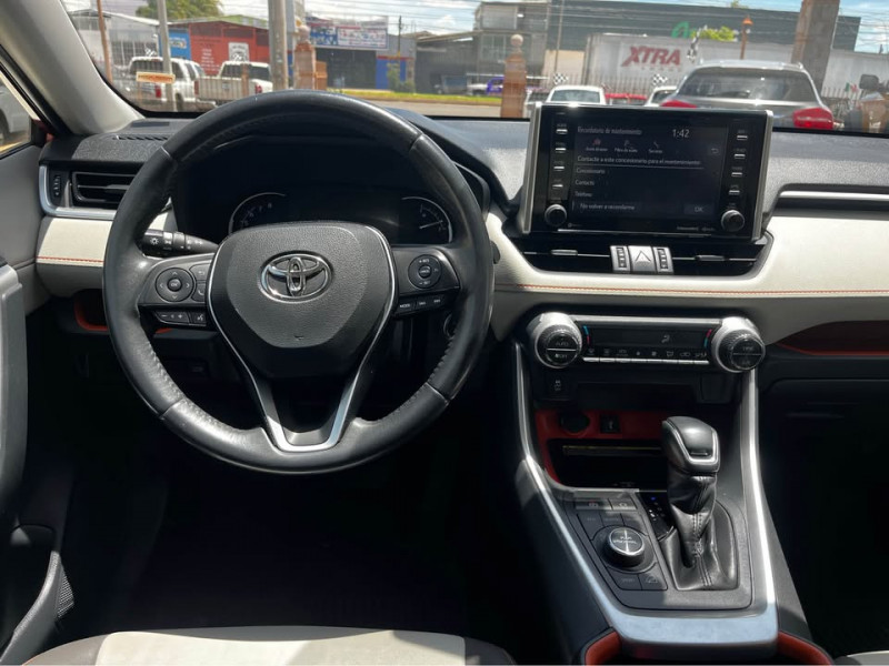 Toyota RAV4 ADVENTURE 2020