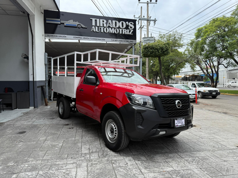 Nissan Frontier np 300 2022