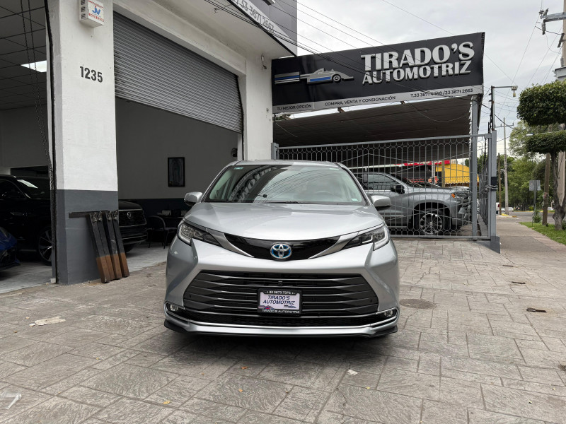 Toyota Sienna Limited 2021