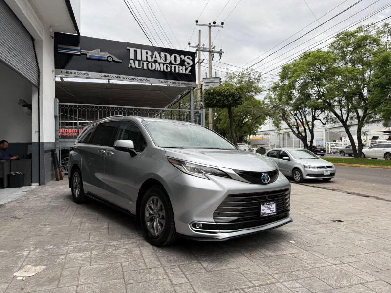 Toyota Sienna Limited 2021