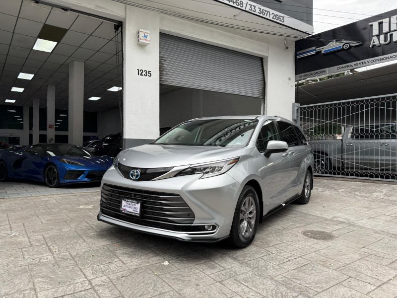 Toyota Sienna Limited 2021