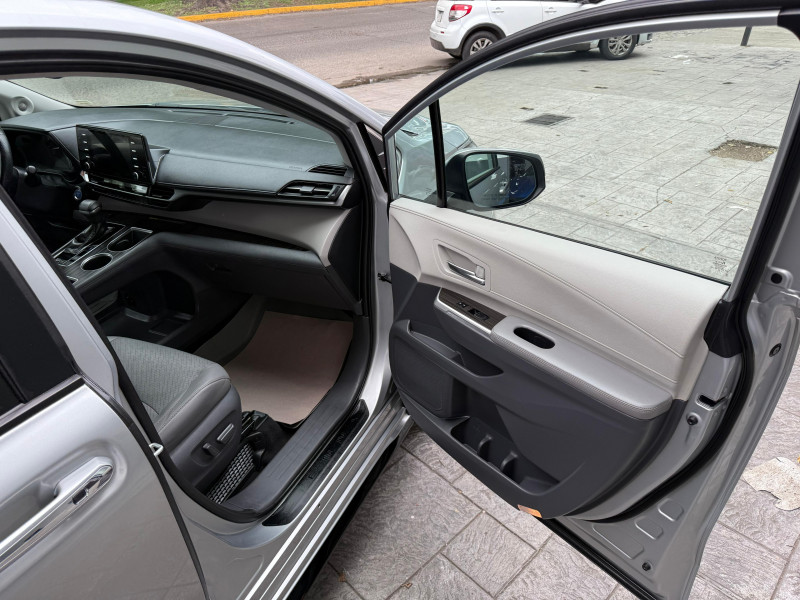 Toyota Sienna Limited 2021