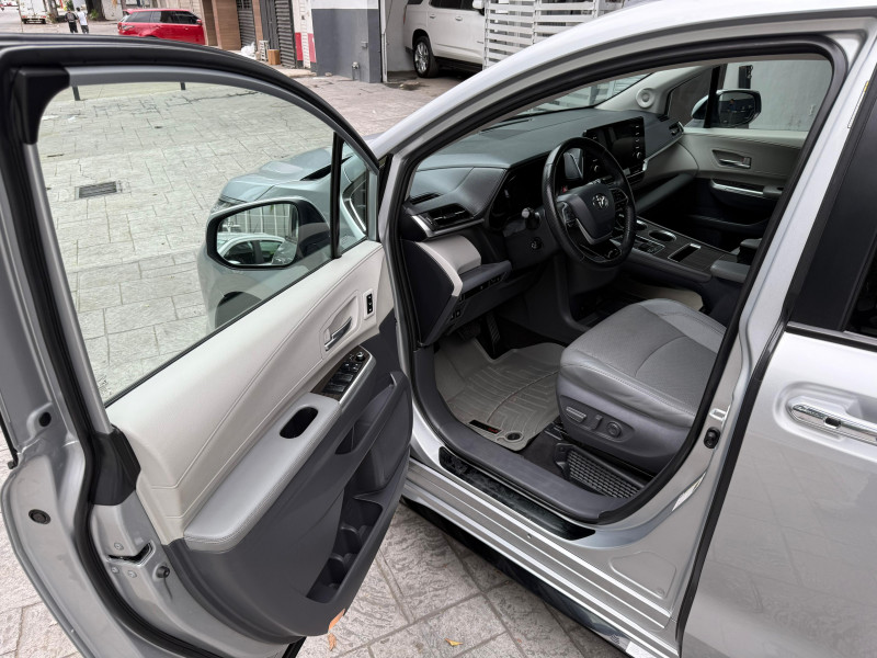 Toyota Sienna Limited 2021