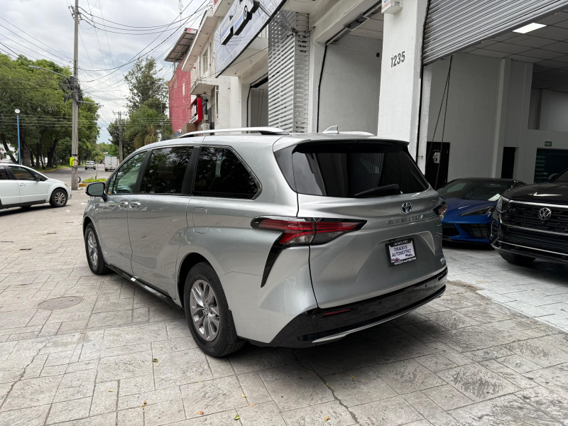 Toyota Sienna Limited 2021