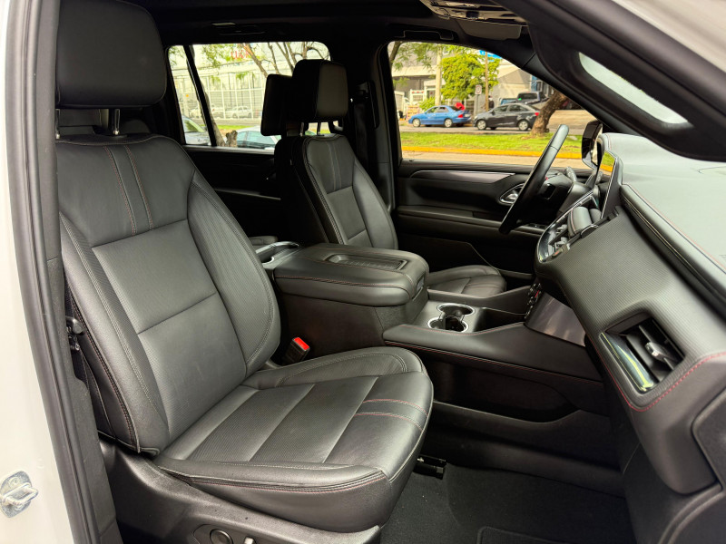 Chevrolet Suburban RST 2024