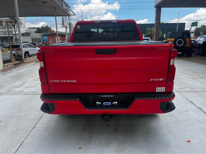 Chevrolet Cheyenne RST DOBLE CABINA 2023