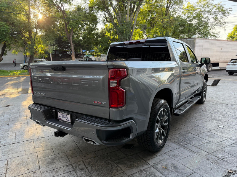 Chevrolet Cheyenne RST Z71 2024