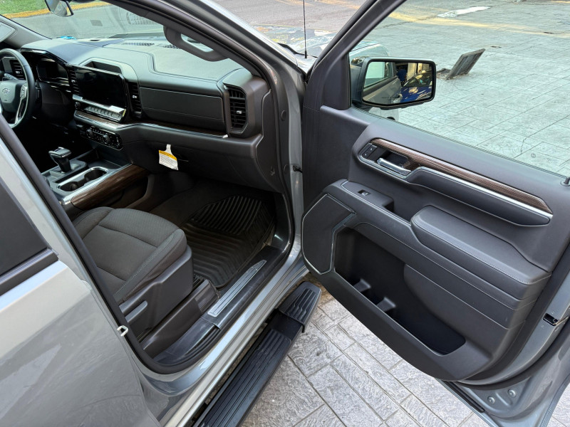 Chevrolet Cheyenne RST Z71 2024