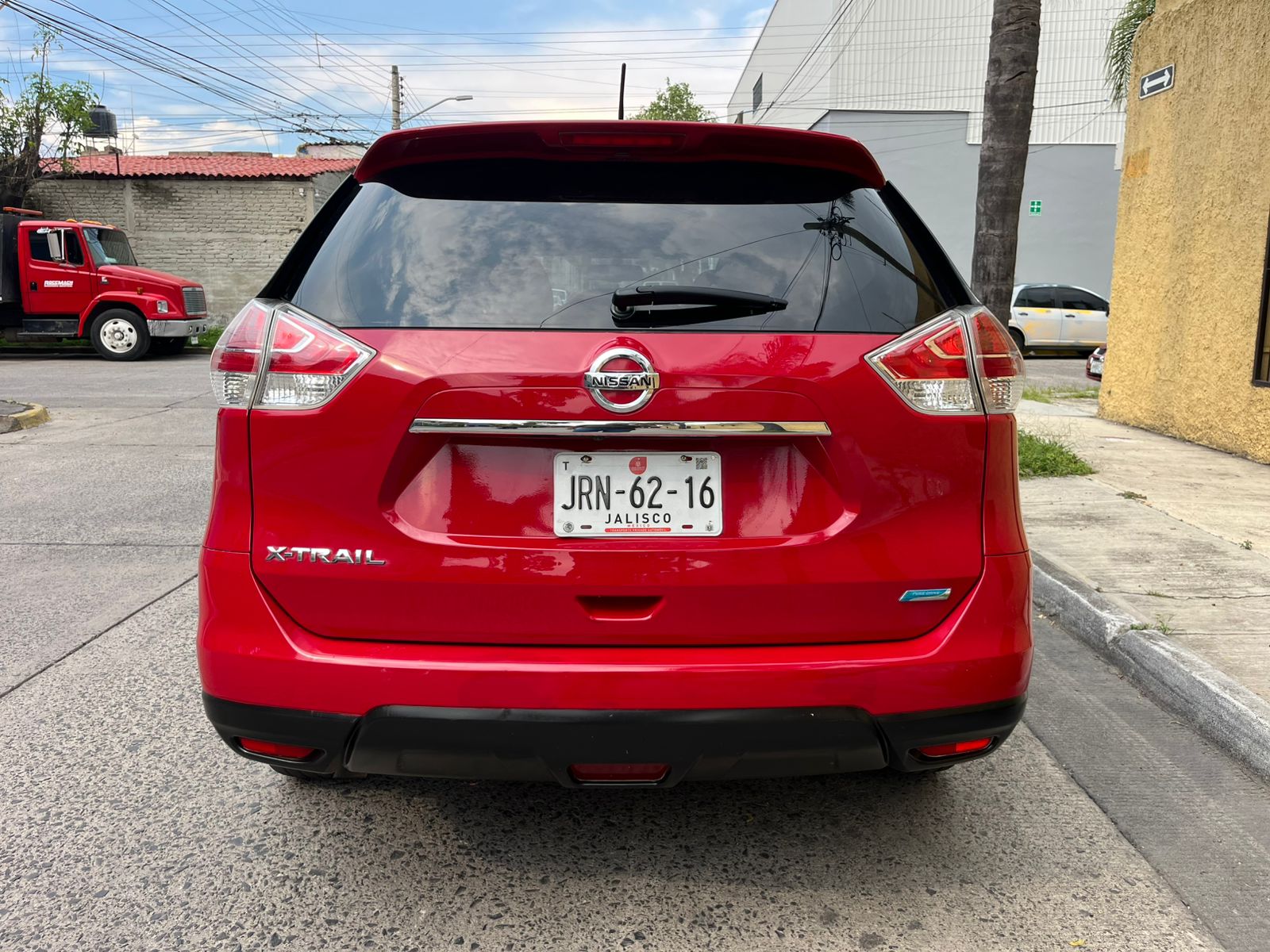 Nissan X-Trail Advance 2015