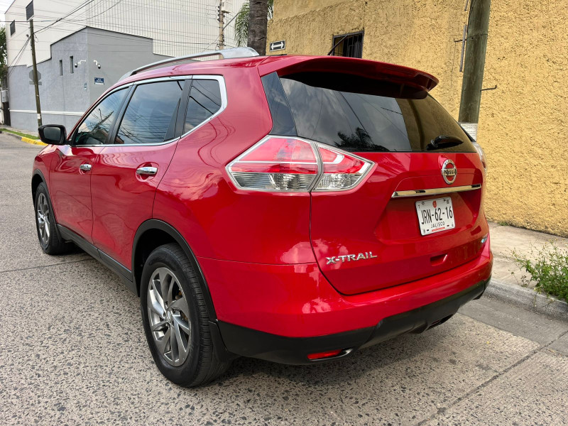 Nissan X-Trail Advance 2015