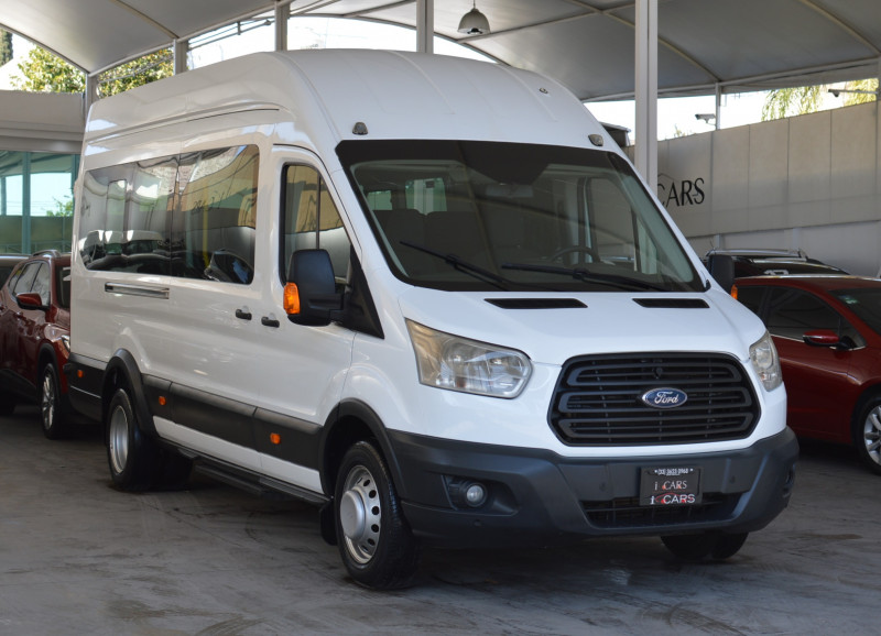 Ford Transit 18 Pasajeros 2016