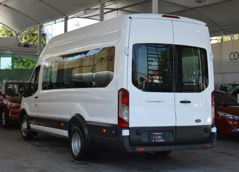 Ford Transit 18 Pasajeros 2016