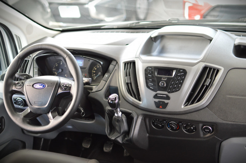 Ford Transit 18 Pasajeros 2016