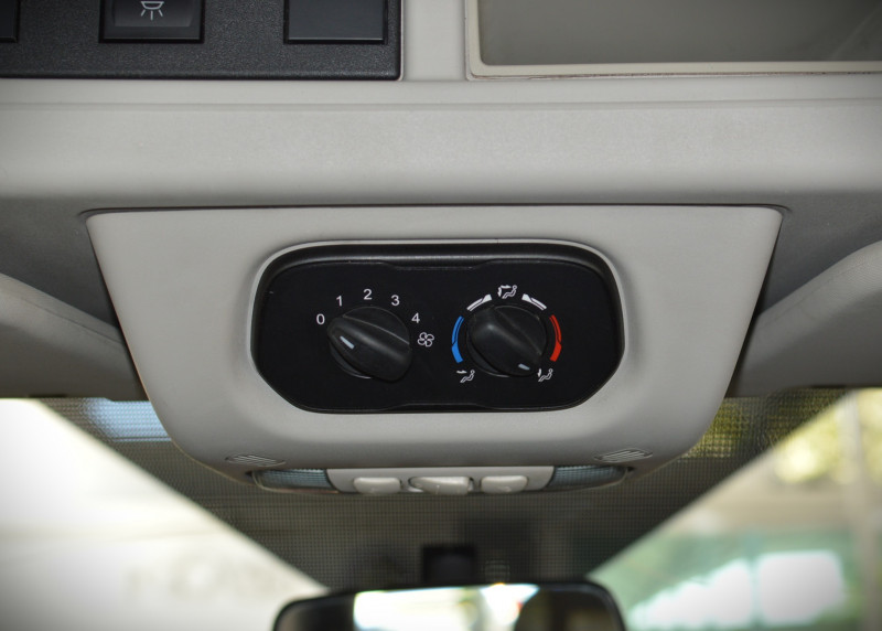 Ford Transit 18 Pasajeros 2016