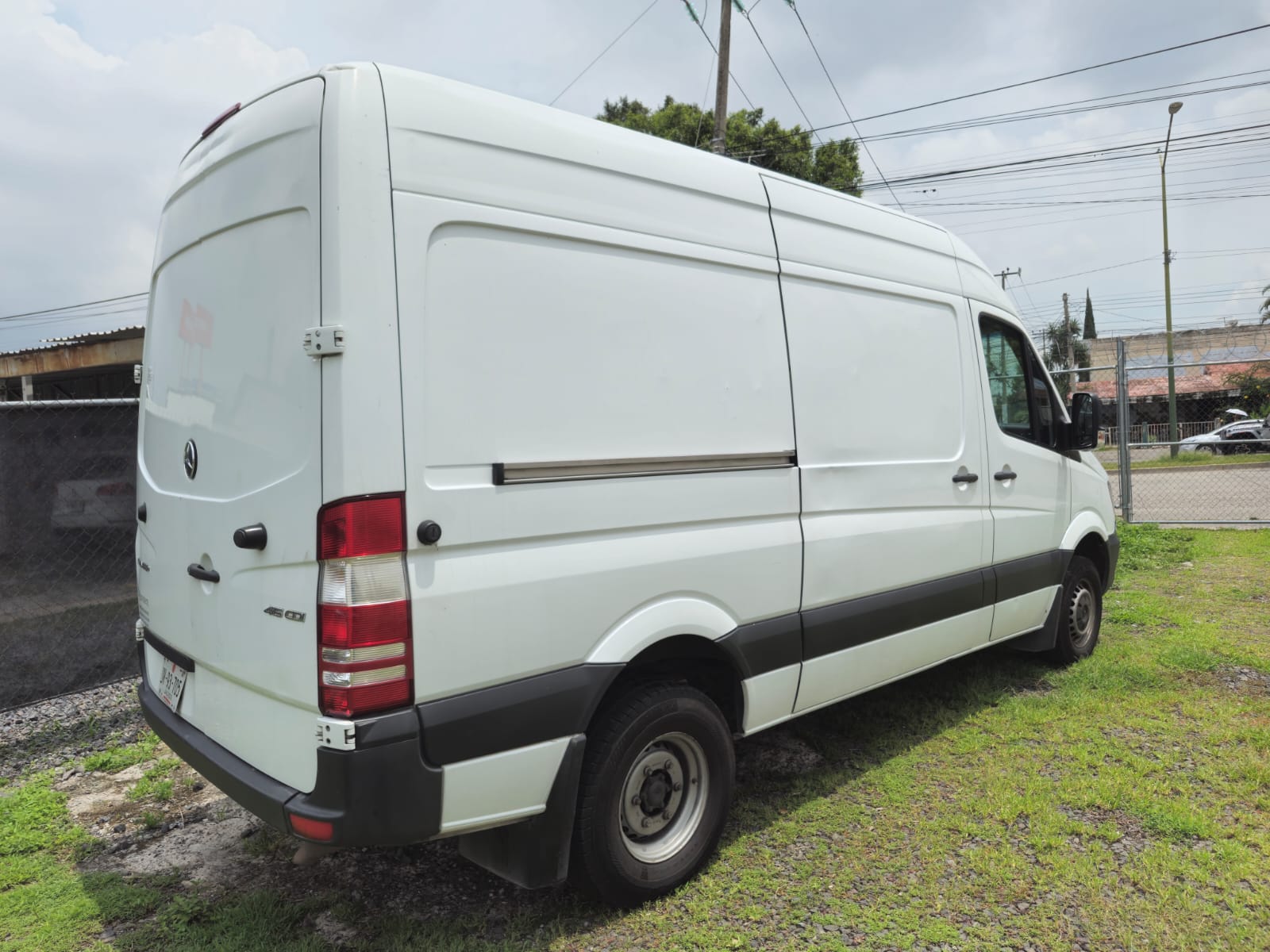 Mercedes Benz Sprinter Wagon L CARGO VAN 415 MEDIAN 2018