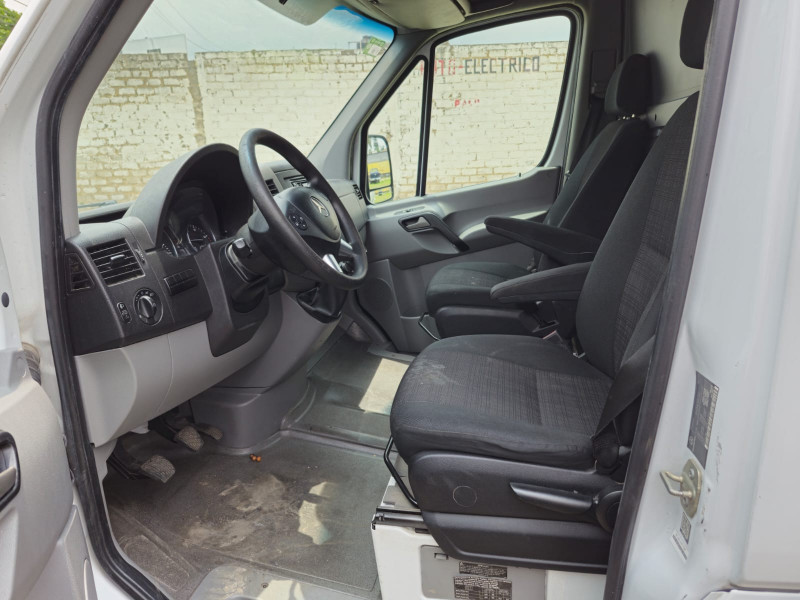 Mercedes Benz Sprinter Wagon L CARGO VAN 415 MEDIAN 2018
