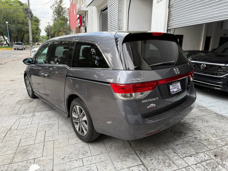 Honda Odyssey Touring 2014