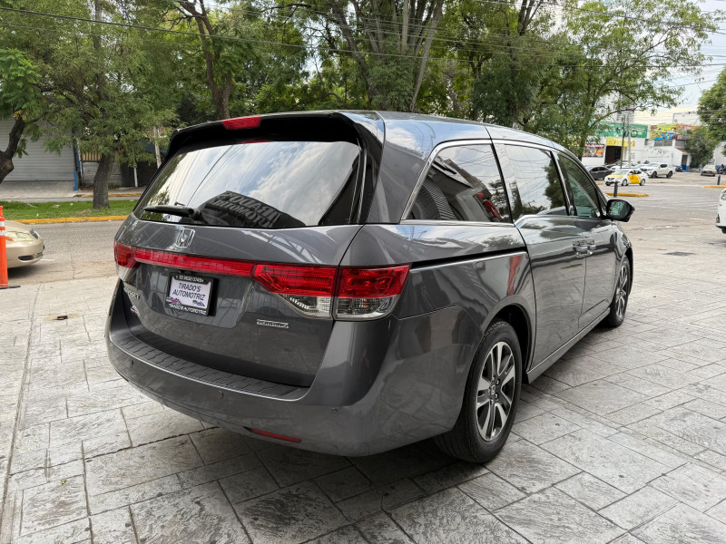 Honda Odyssey Touring 2014
