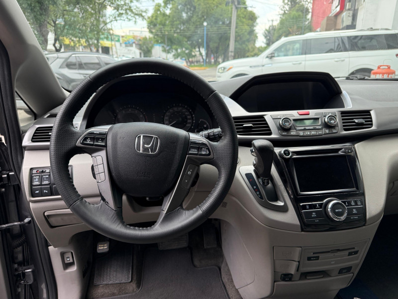 Honda Odyssey Touring 2014