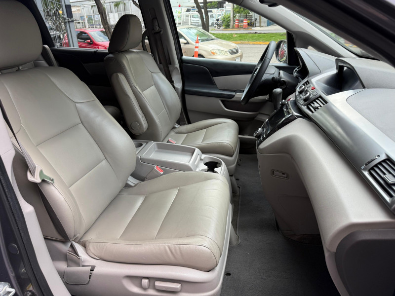 Honda Odyssey Touring 2014