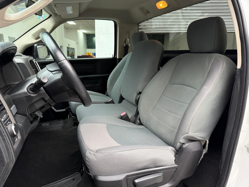 Dodge Ram 1500 ST 2015