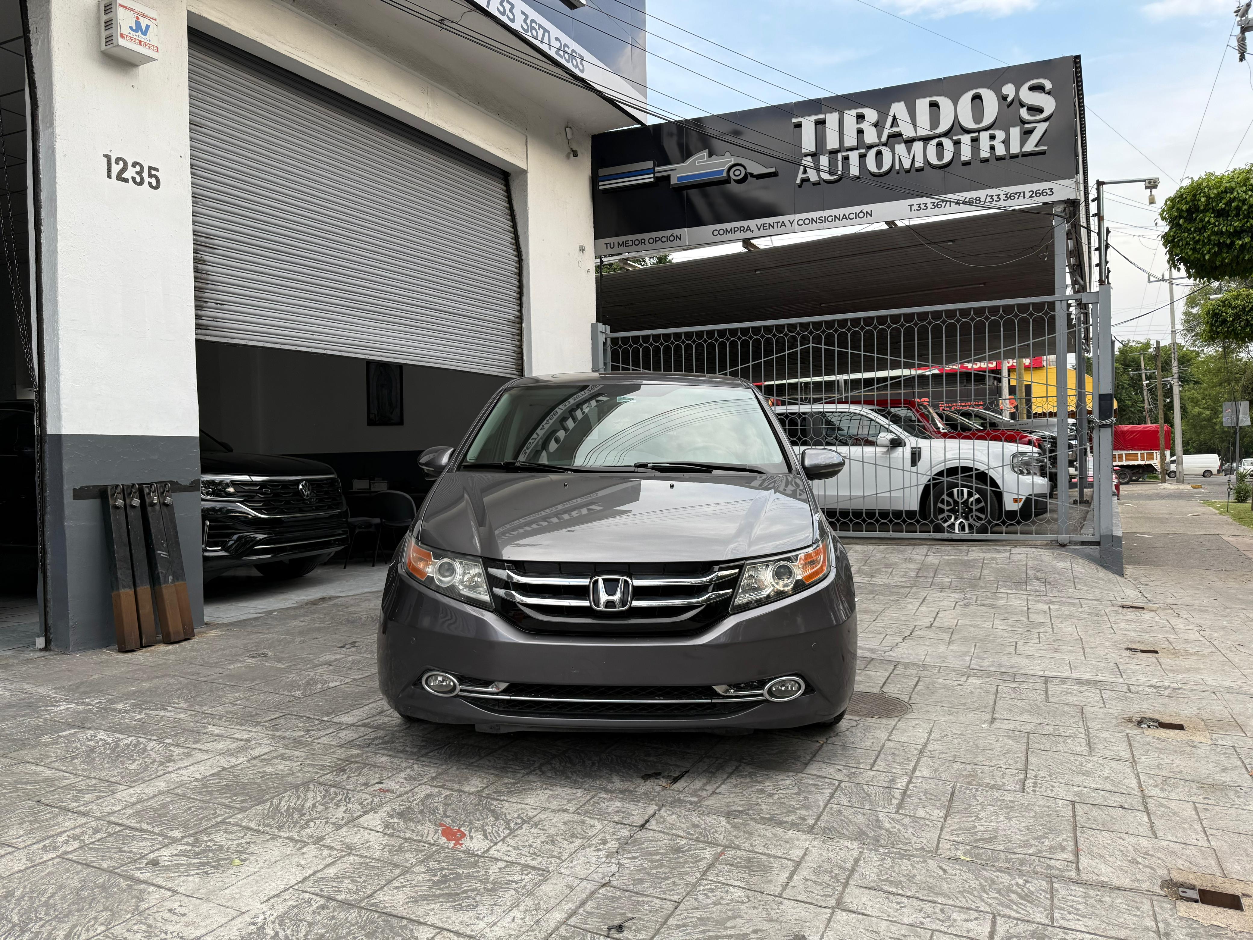 Honda Odyssey Touring 2014