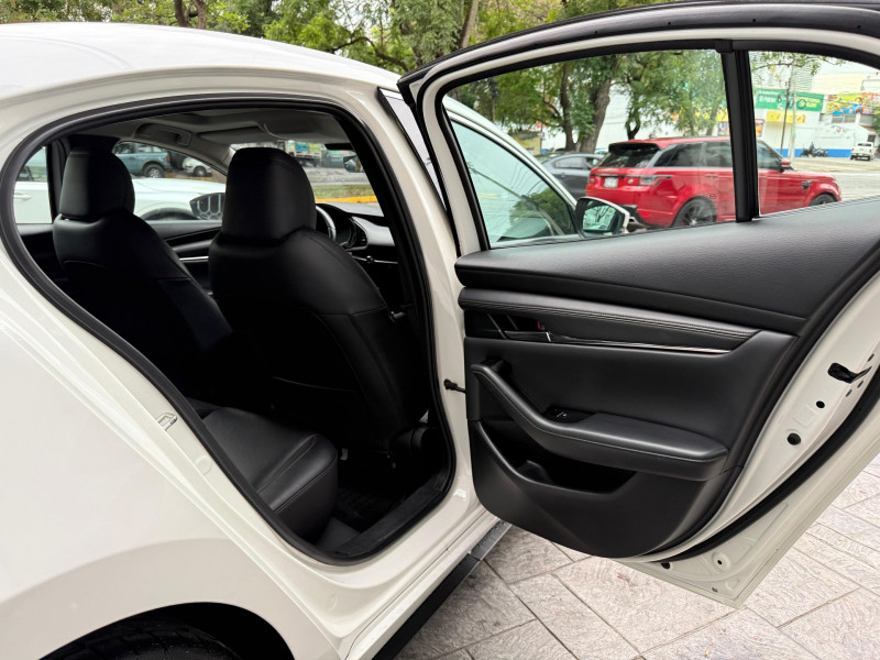 Mazda Mazda 3 i Grand Touring 2021