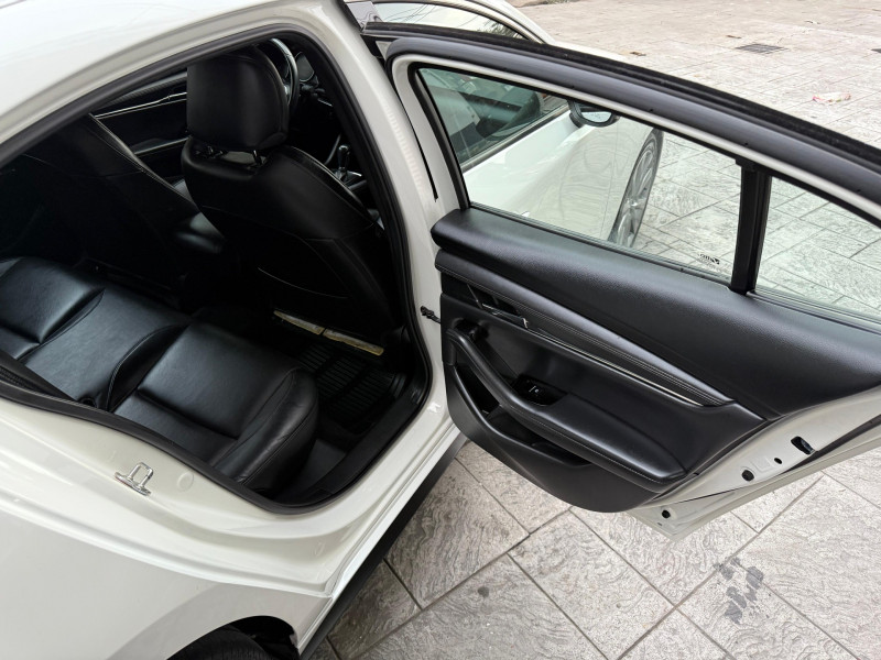 Mazda Mazda 3 i Grand Touring 2021