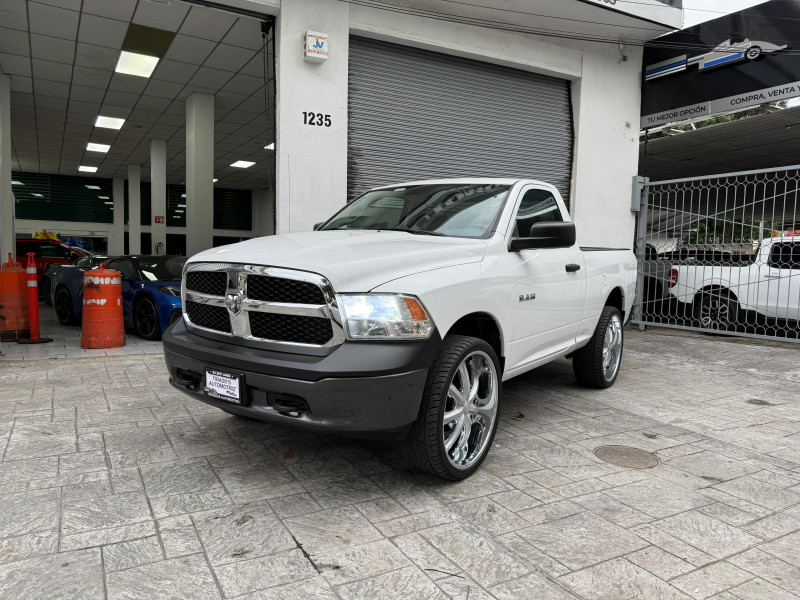 Dodge Ram 2500 L6 slt 2015
