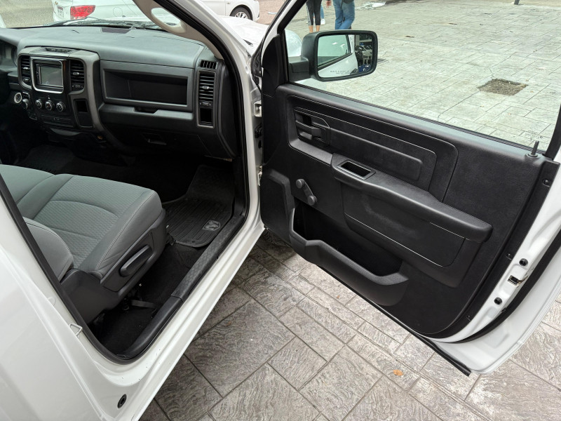 Dodge Ram 2500 L6 slt 2015