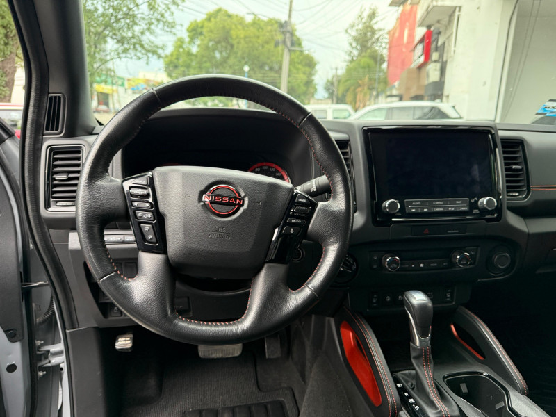 Nissan Frontier PRO 4X4 V6 2023