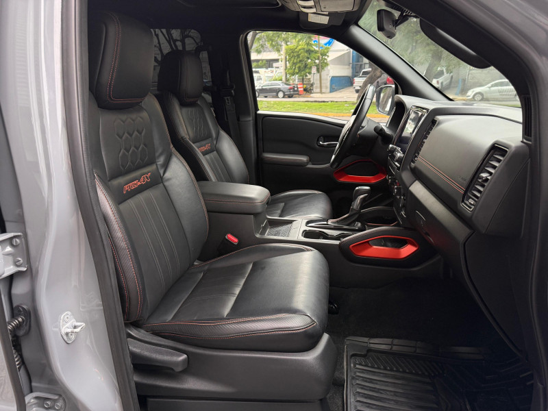 Nissan Frontier PRO 4X4 V6 2023
