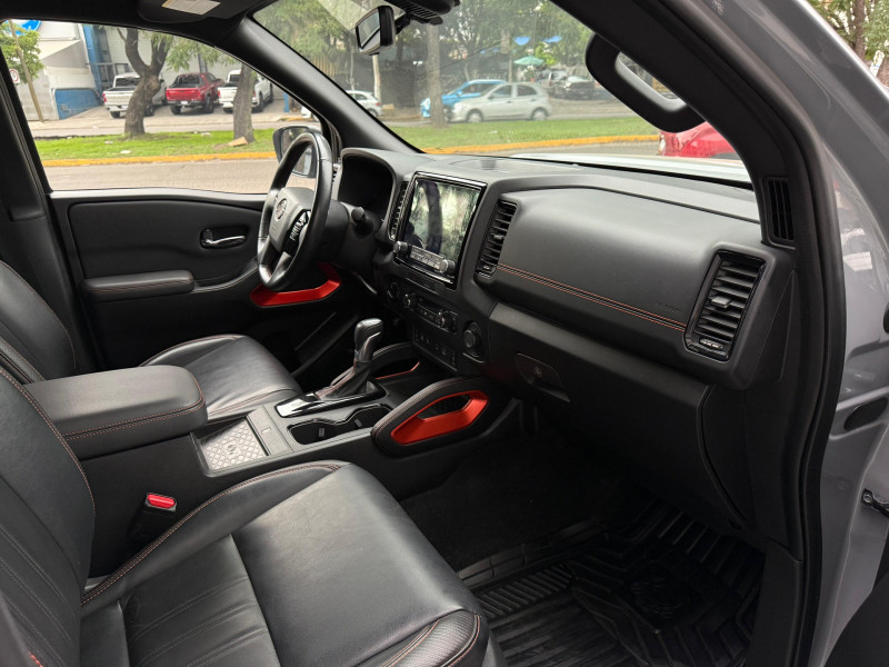 Nissan Frontier PRO 4X4 V6 2023