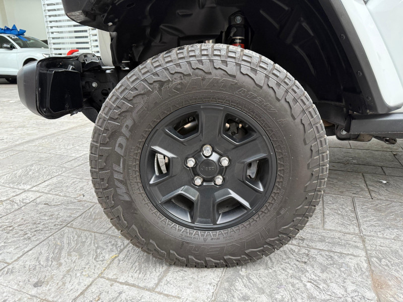 Jeep Gladiator MOJAVE 4X4 2023