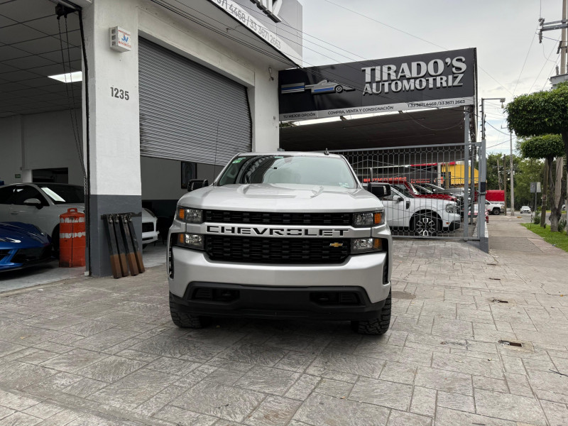 Chevrolet Silverado 1500, Custom Doble cab., 2021