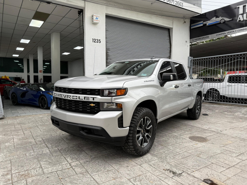 Chevrolet Silverado 1500, Custom Doble cab., 2021