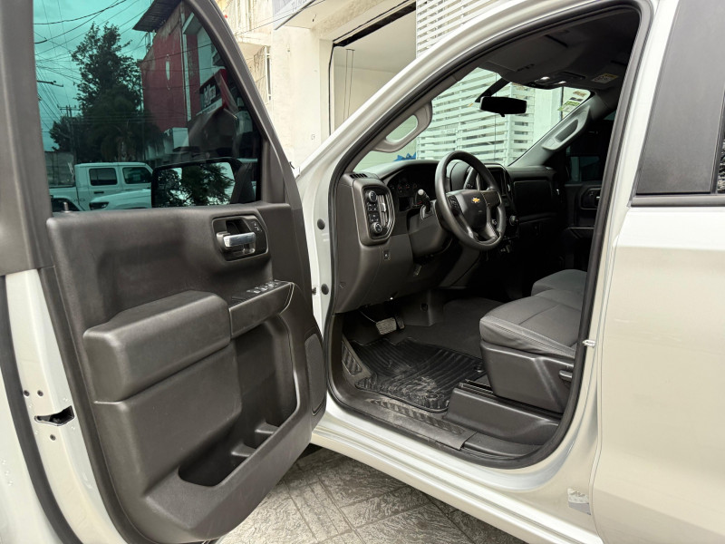 Chevrolet Silverado 1500, Custom Doble cab., 2021