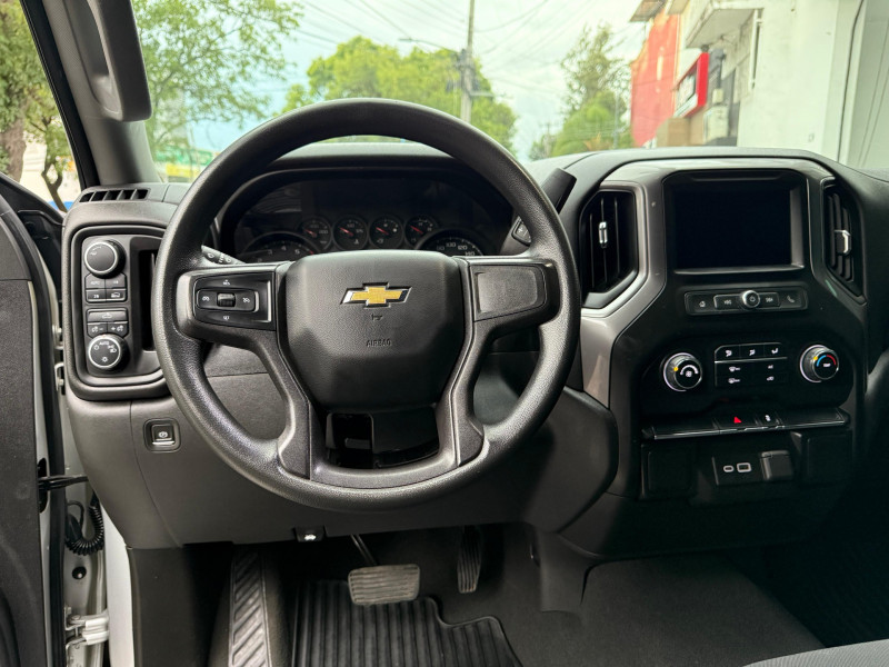 Chevrolet Silverado 1500, Custom Doble cab., 2021