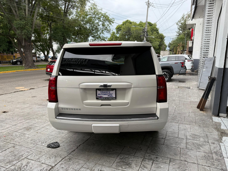 Chevrolet Suburban LTZ 2015