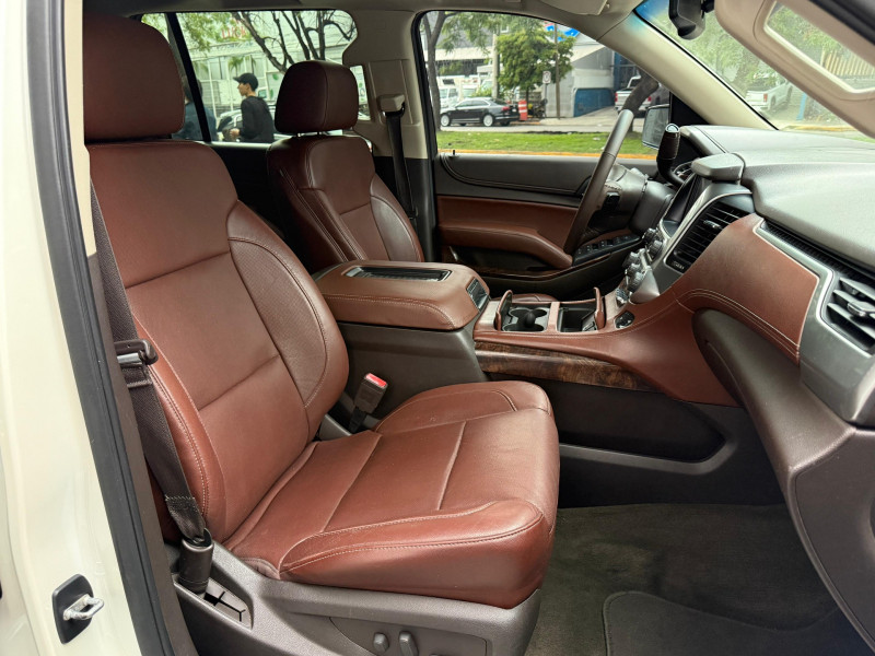 Chevrolet Suburban LTZ 2015