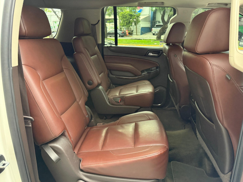 Chevrolet Suburban LTZ 2015