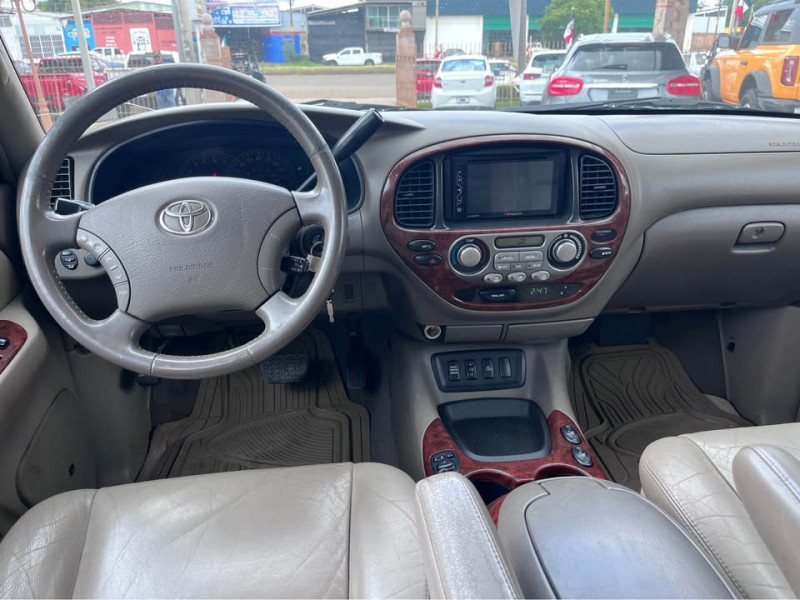 Toyota Sequoia LIMITED 2005