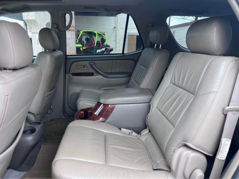 Toyota Sequoia LIMITED 2005
