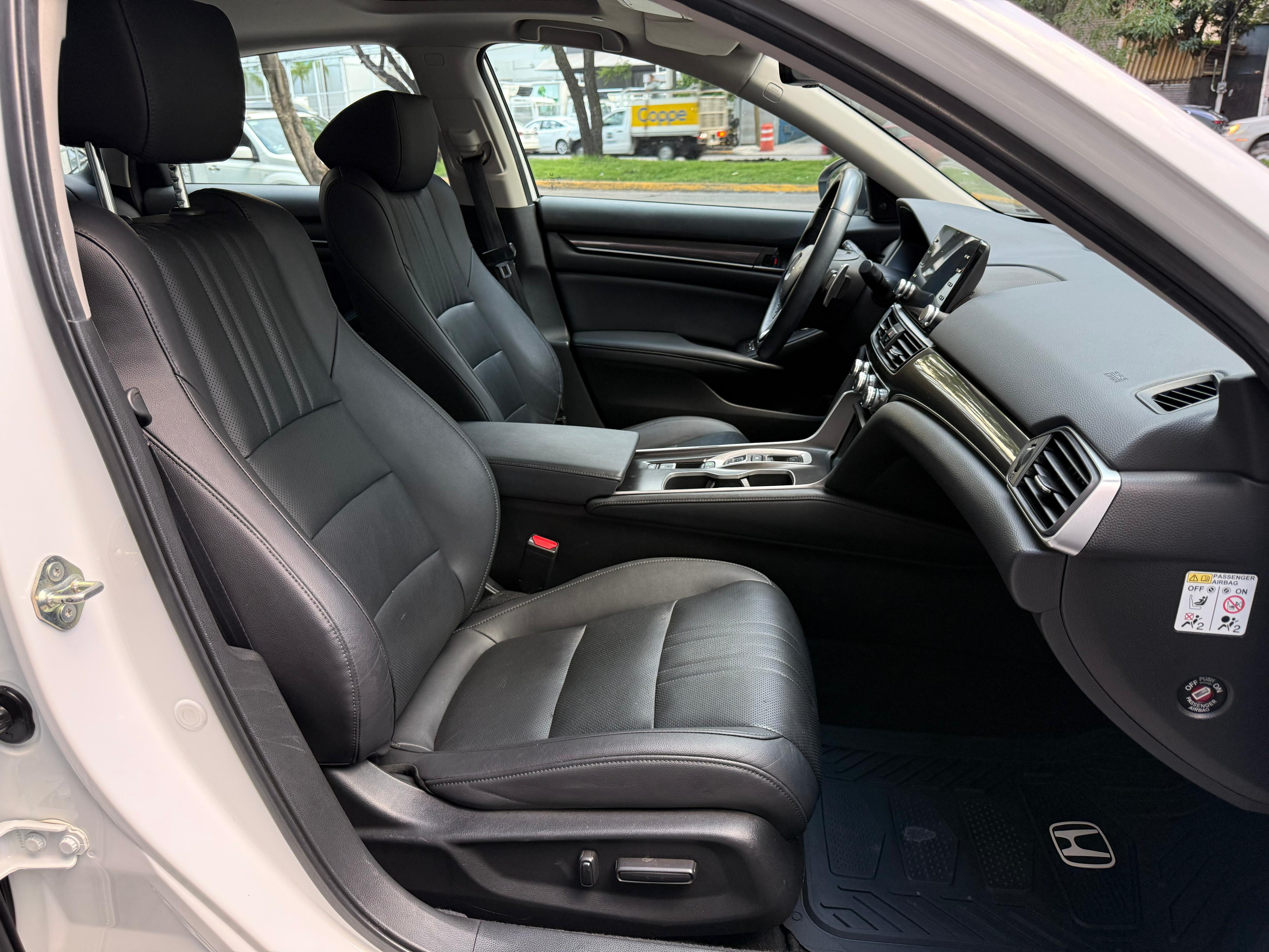 Honda Accord Touring 2019