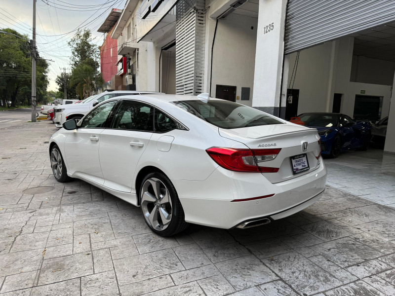 Honda Accord Touring 2019