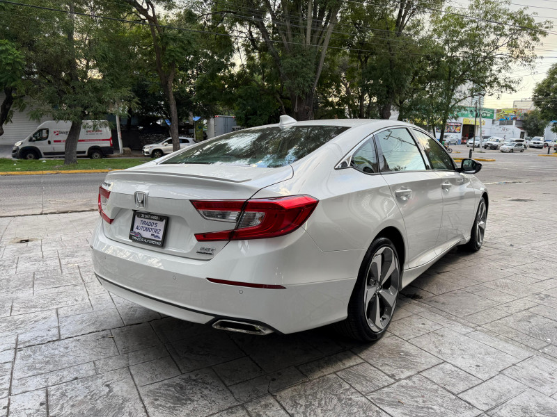 Honda Accord Touring 2019