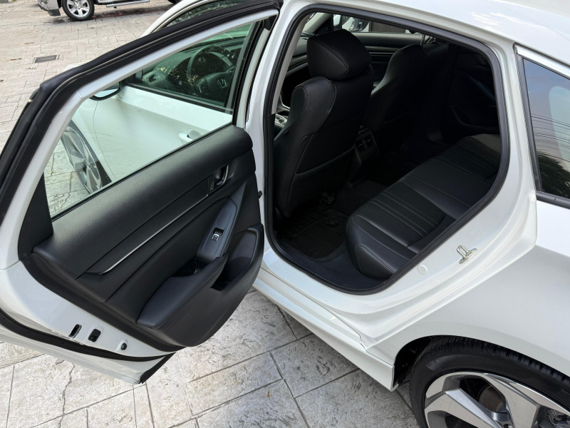 Honda Accord Touring 2019