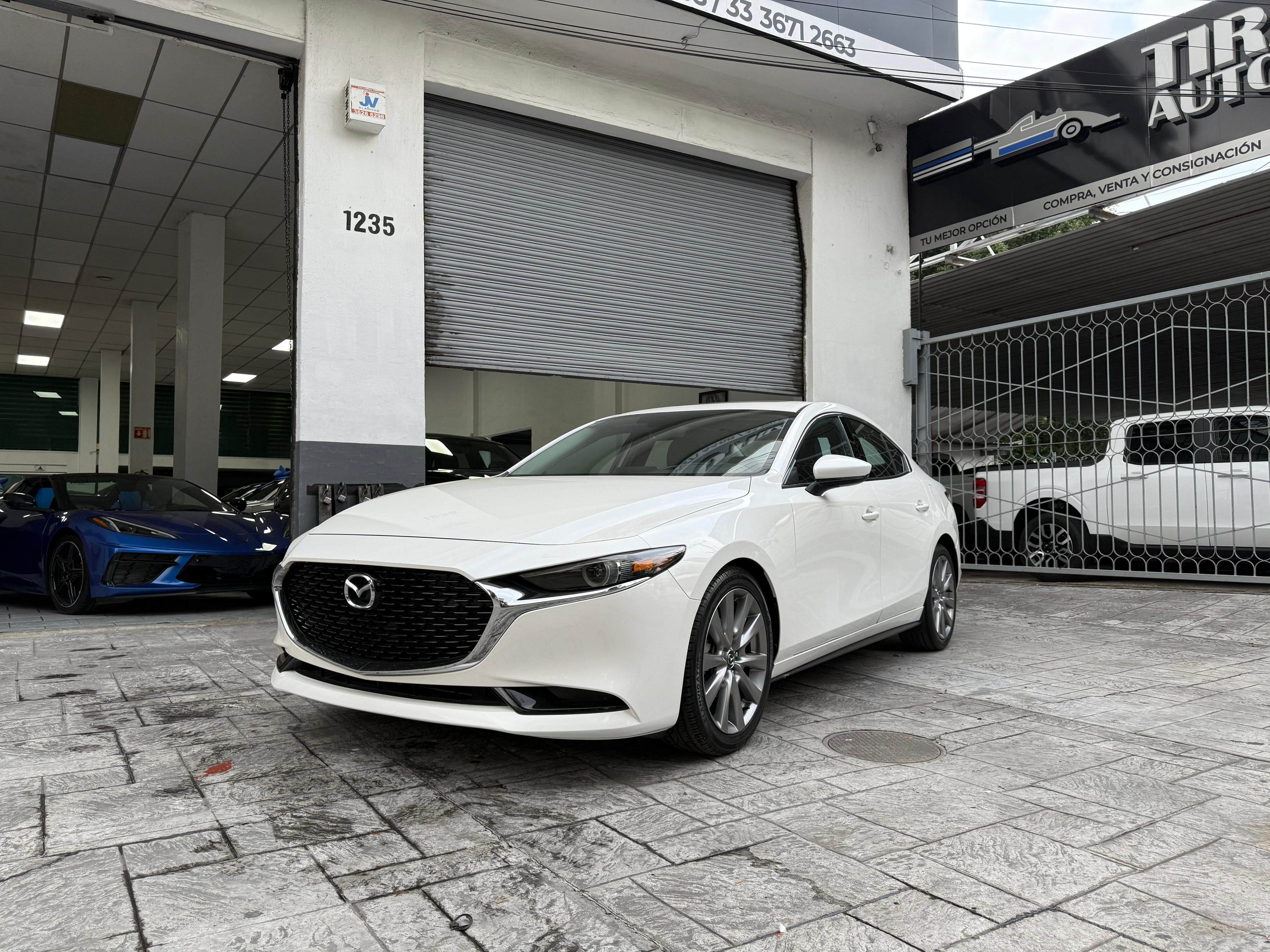 Mazda Mazda 3 i Grand Touring 2021