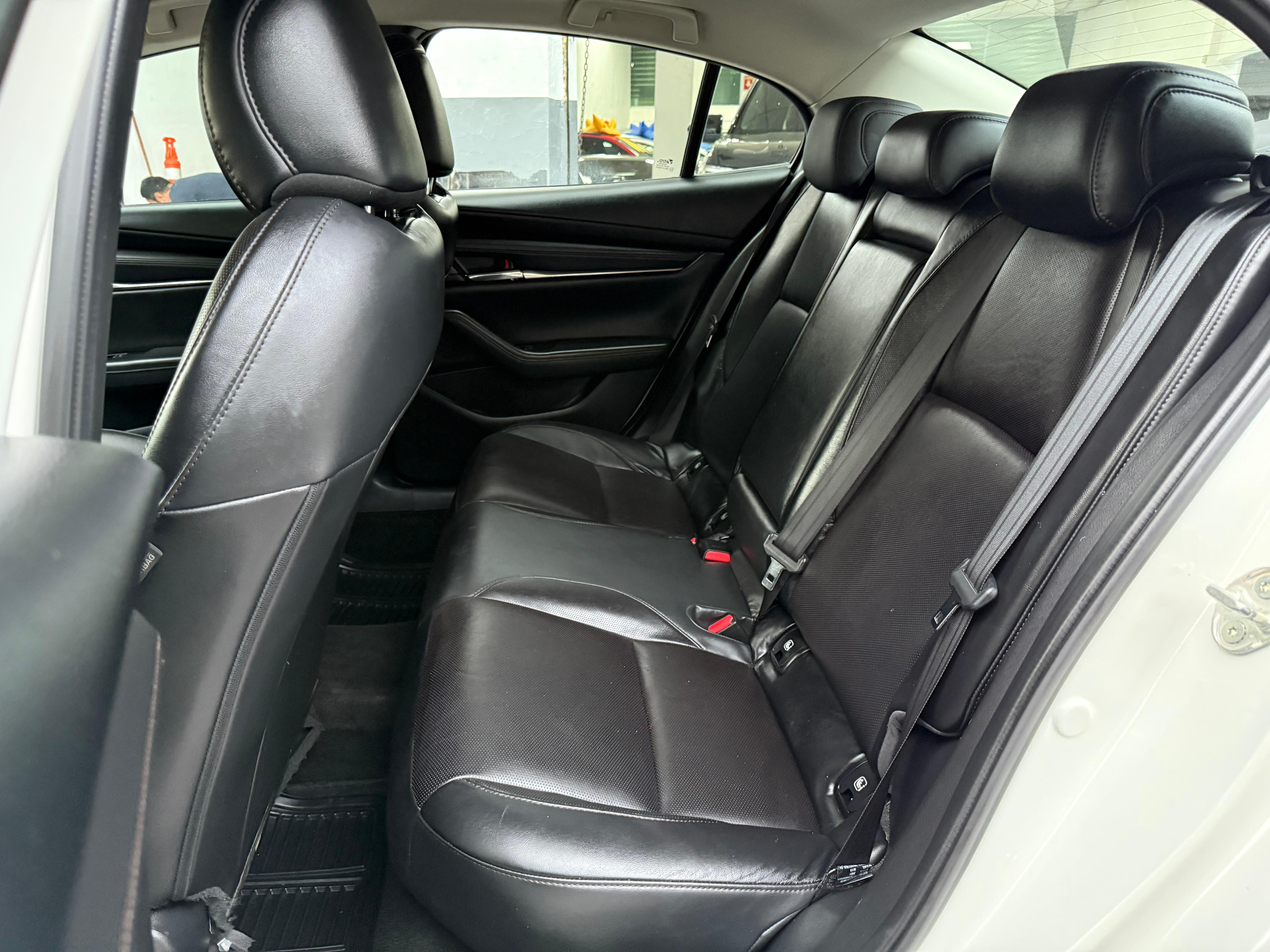 Mazda Mazda 3 i Grand Touring 2021