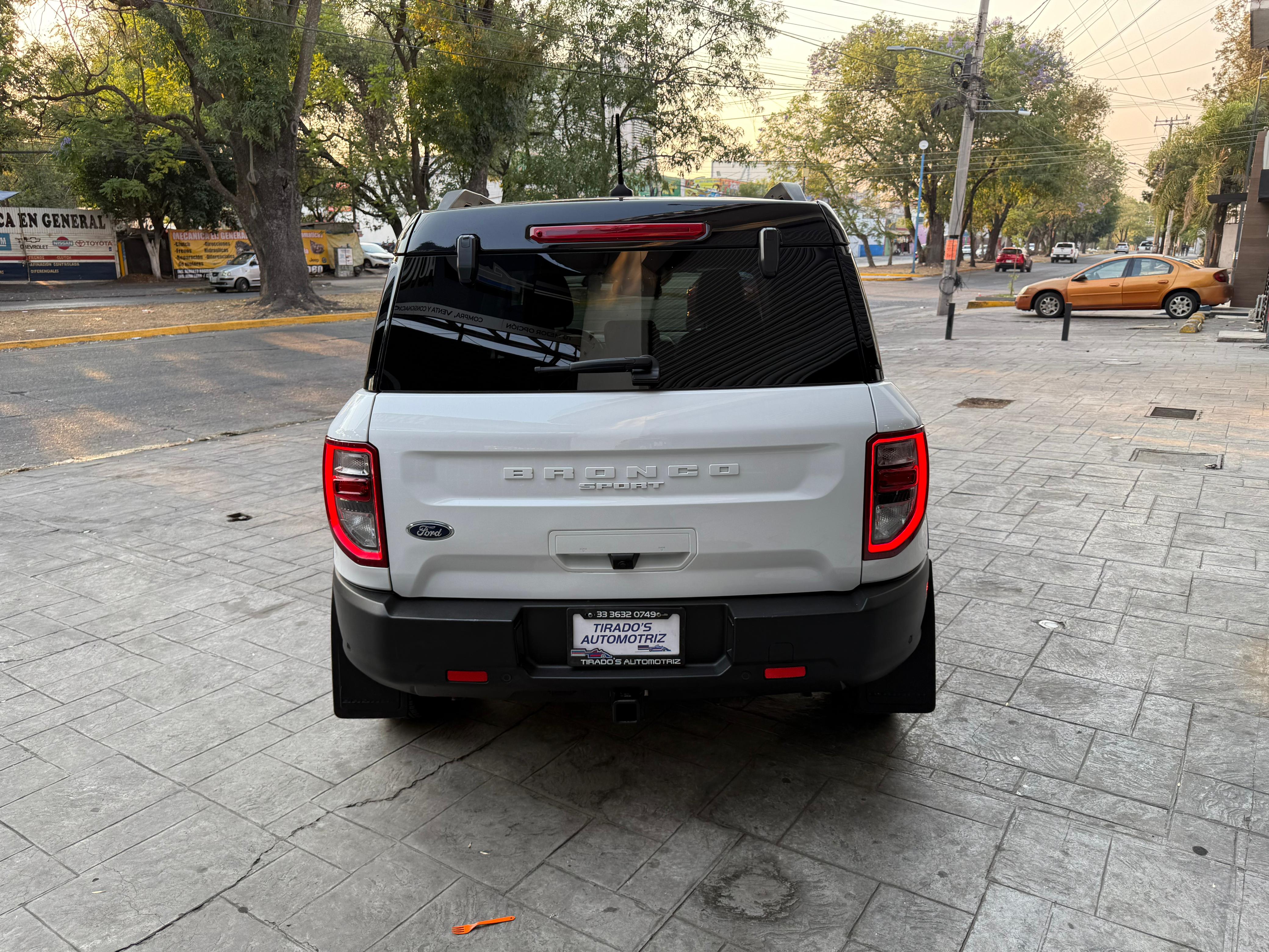 Ford Bronco Outer Banks 2023